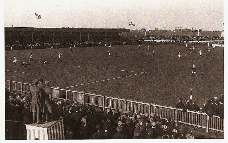 ajax houten stadion 1917-18 made of wood